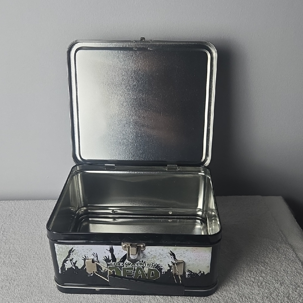 The Walking Dead Black Lunch Box - Picture 8 of 8